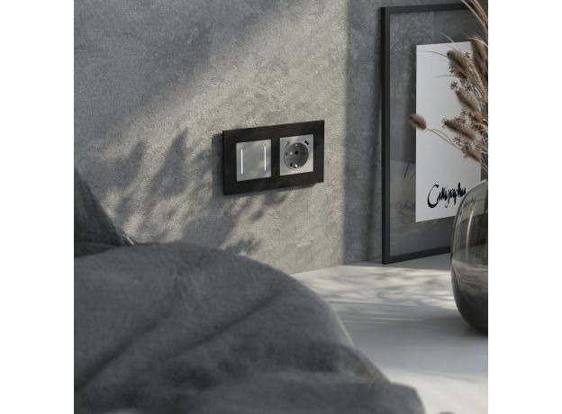 Рамка из металла на 2 поста АluMax черный алюминий W0023508