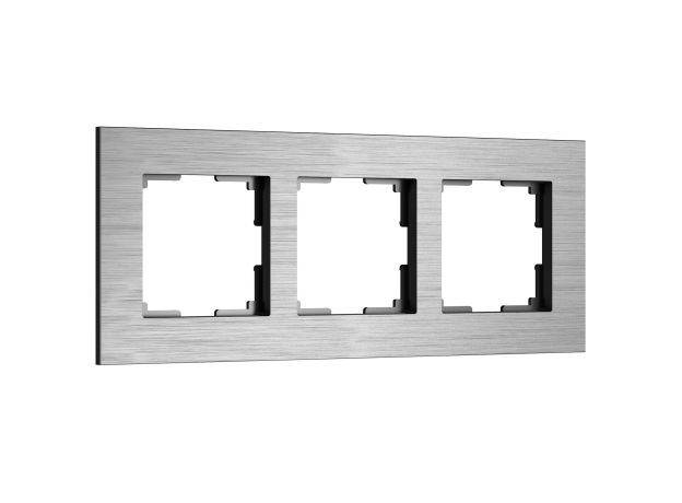 Рамка из металла на 3 поста АluMax алюминий W0033506