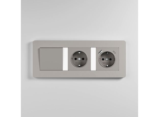 Рамка из поликарбоната на 3 поста Split дымчатый/белый, soft-touch W0033067