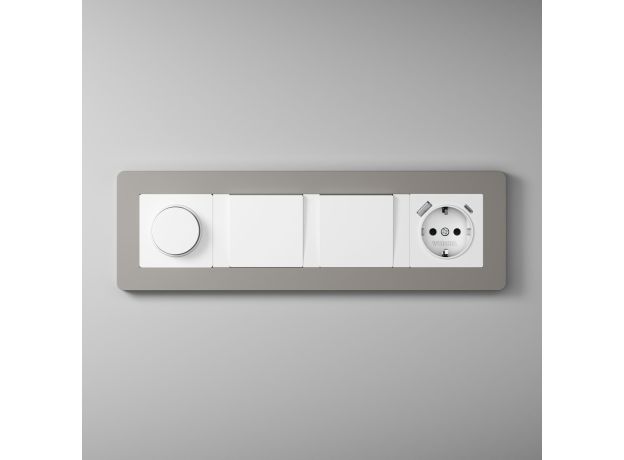 Рамка из поликарбоната на 4 поста Split дымчатый/белый, soft-touch W0043067