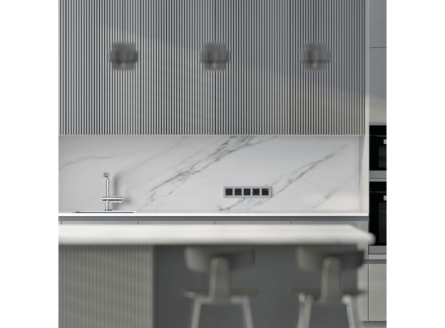 Рамка из поликарбоната на 5 постов Slab серебро софт W0052965