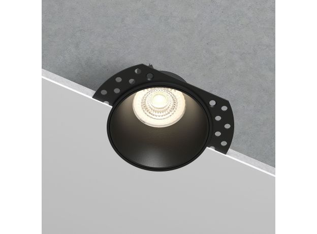 Светильник встраиваемый Renzo черный 25020/01