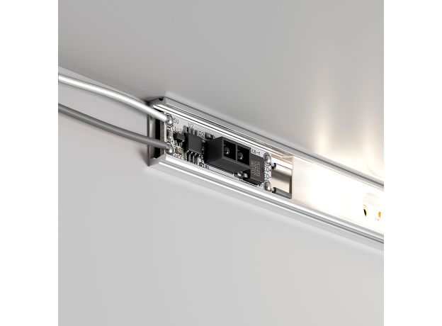 Выключатель с инфракрасным датчиком движения 12/24V 60/120W 95000/01