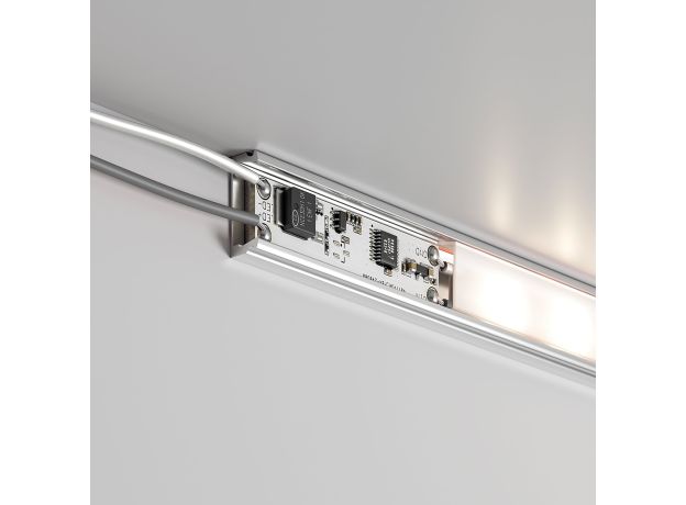 Выключатель с микроволновым датчиком движения  12/24V 60/120W 95002/01