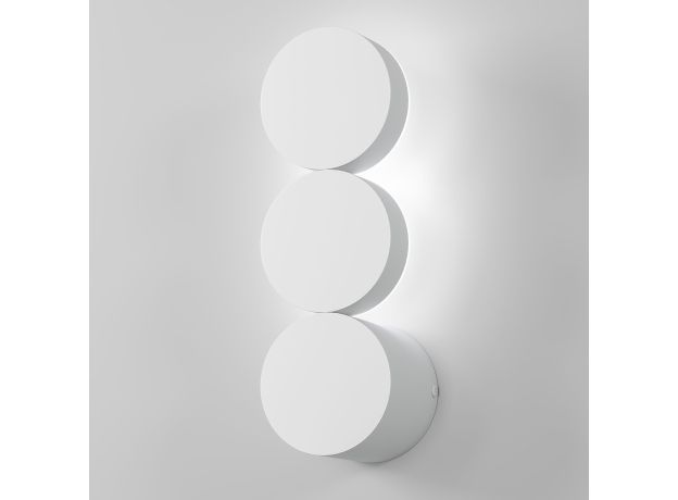 Настенный светодиодный светильник 40130/LED белый