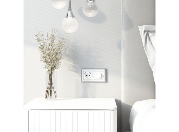 Накладка для розетки USB (белый акрил) W1179541