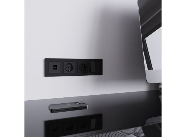 Розетка Ethernet RJ-45 (черный акрил) W1181048