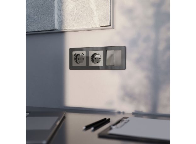 Розетка с заземлением (графит акрил) W1171044