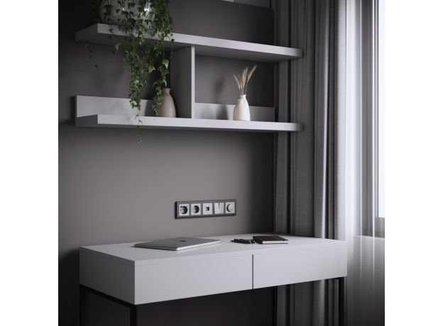 Розетка с заземлением, шторками и USB тип A+C (серебряный матовый) W1171765