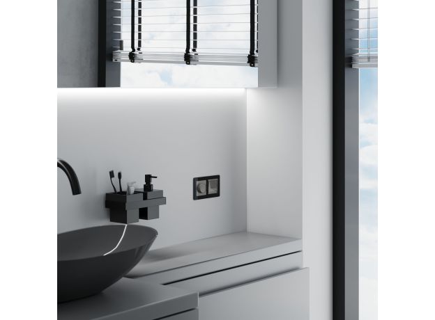 Розетка влагозащ. с зазем. с защит. крышкой и шторками (графит акрил) W1171244