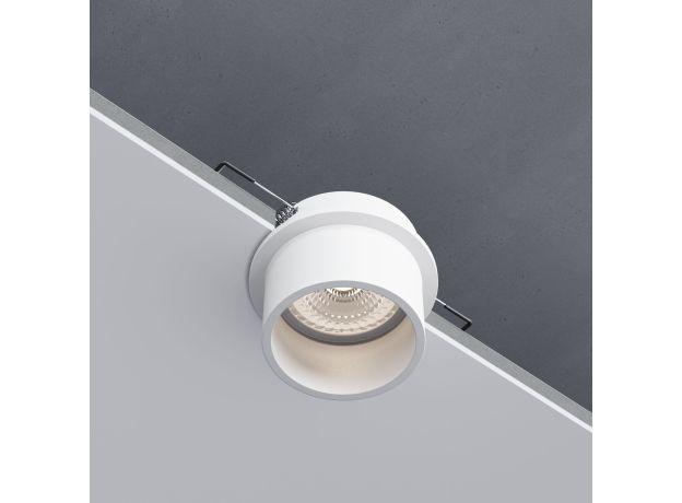 Встраиваемый точечный светильник 25004/01