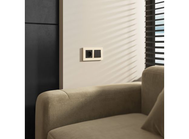 Рамка из поликарбоната на 2 поста Slab айвори софт W0022962