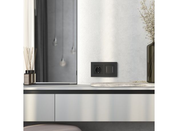 Рамка из поликарбоната на 2 поста Slab черный софт W0022908