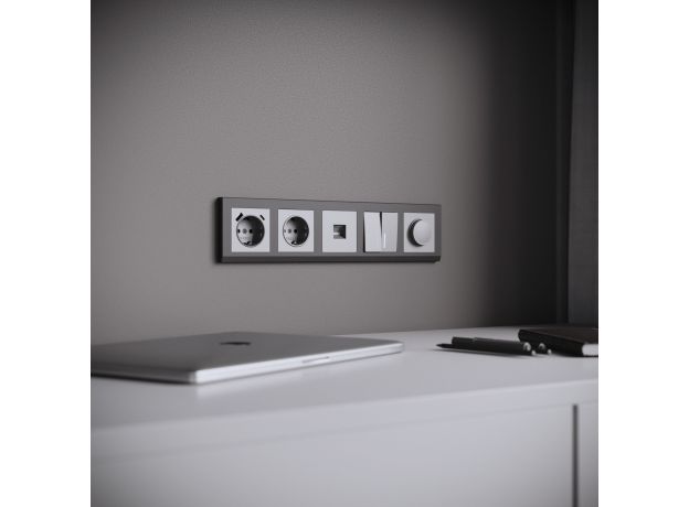 Рамка из поликарбоната на 5 постов Stark графит матовый W0051864