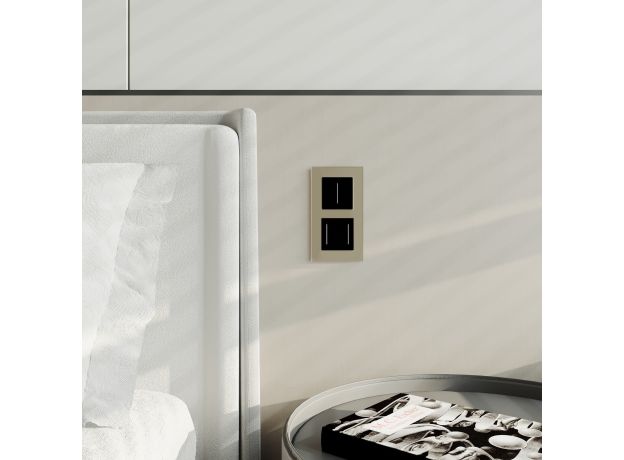 Сенсорный выключатель двухклавишный с подсветкой (черный) W4522008