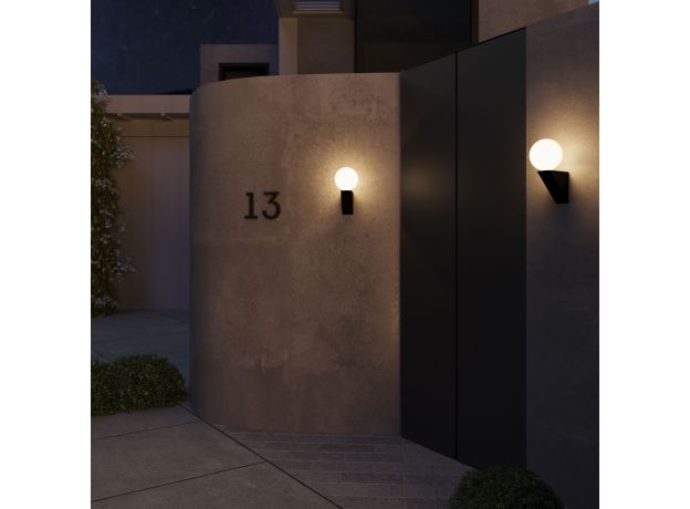 Уличный настенный светильник 35003/U черный