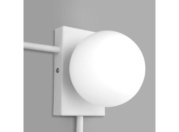 Настенный светильник 40034/1 белый