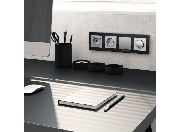 Рамка из акрила на 4 поста Acrylic черный W0042708