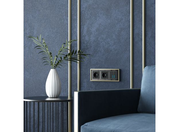 Рамка из металла на 3 поста Baguette черный/латунь W0032852