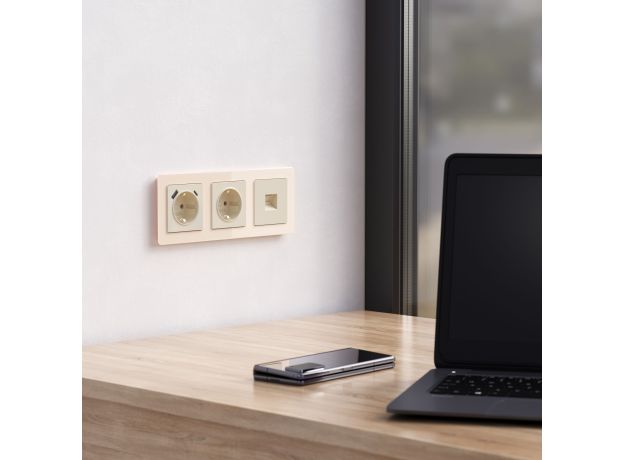 Рамка из акрила на 3 поста Acrylic айвори W0032743