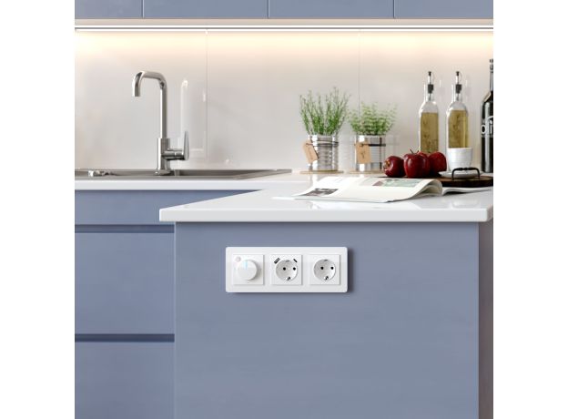 Рамка из акрила на 3 поста Acrylic белый W0032701