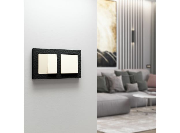 Выключатель одноклавишный проходной (айвори матовый) W1112062