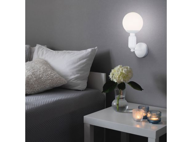 Настенный светильник со стеклянным плафоном 50251/1 белый