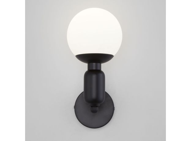 Настенный светильник со стеклянным плафоном 50251/1 черный