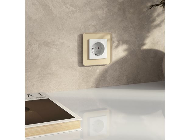 Рамка из стекла на 1 пост Elite айвори W0012443