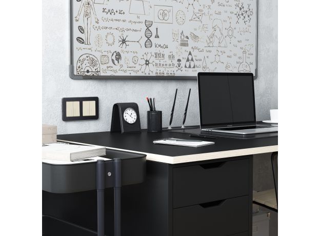 Рамка из металла на 2 поста Platinum черный W0022608