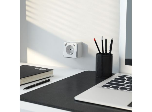 Розетка с заземлением, шторками и USB тип A+C Gallant белый W5071701