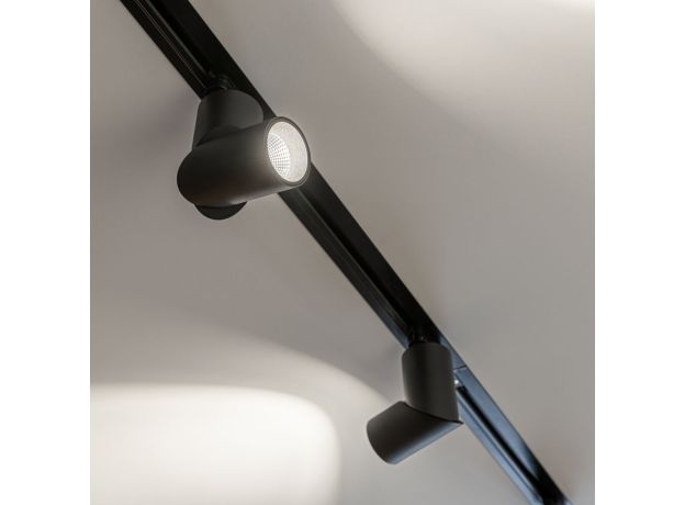 Встраиваемый однофазный шинопровод 1 метр черный (с вводом питания и заглушкой) 85082/00