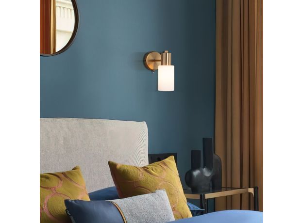 Настенный светильник с плафоном 70160/1 латунь