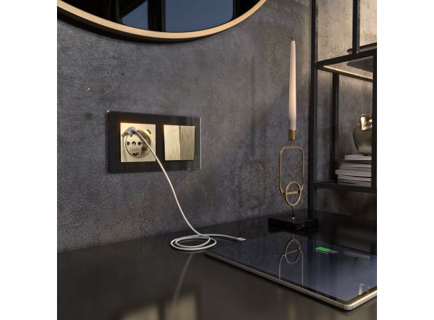 Розетка с заземлением, шторками и USB тип A+C (шампань рифленый) W1171710