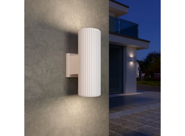 Уличный настенный светильник Strict IP54 1403 TECHNO песочно-белый