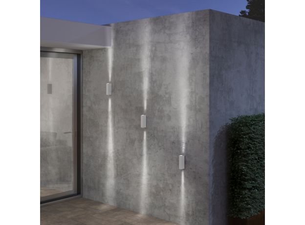 Уличный настенный светодиодный светильник Blaze LED IP54 35136/W белый