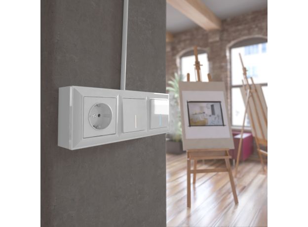 Коробка для накладного монтажа белый W8000001