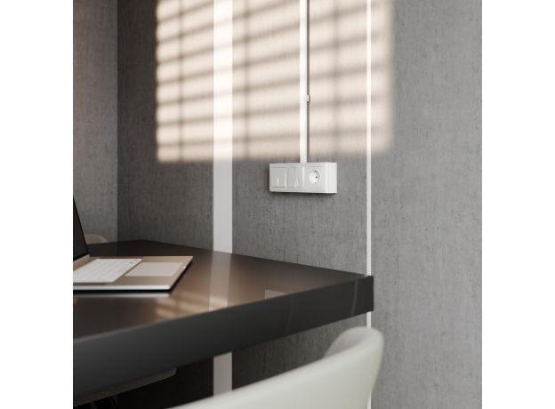 Коробка для накладного монтажа белый W8000001