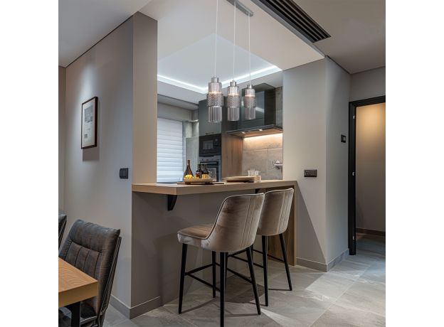 Подвесной светильник со стеклянными плафонами 50209/3 хром