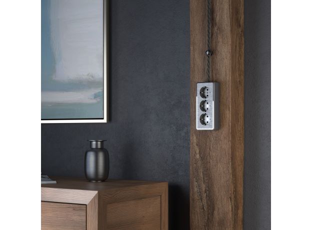 Розетка тройная с заземлением и шторками Gallant графит рифленый W5073104