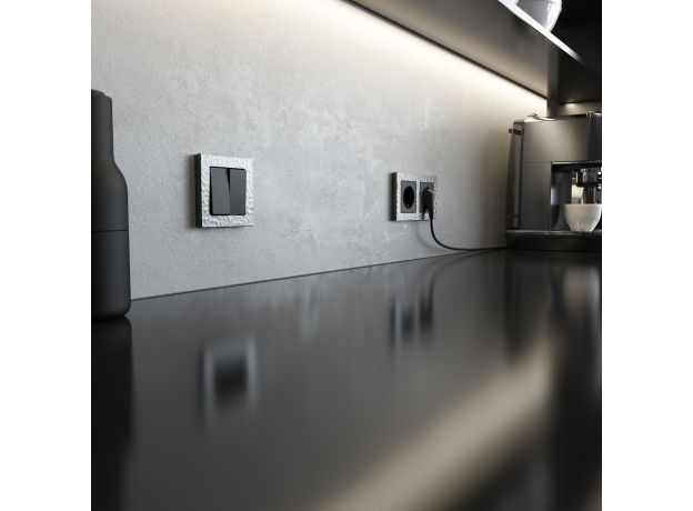 Рамка из поликарбоната на 1 пост Hammer серебряный W0012406