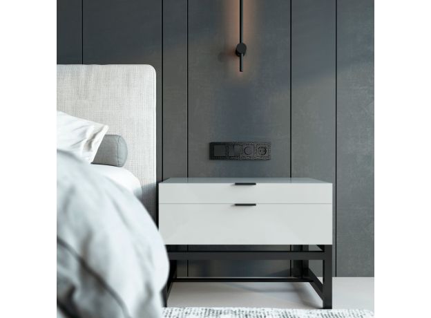 Рамка из поликарбоната на 4 поста Hammer черный W0042408