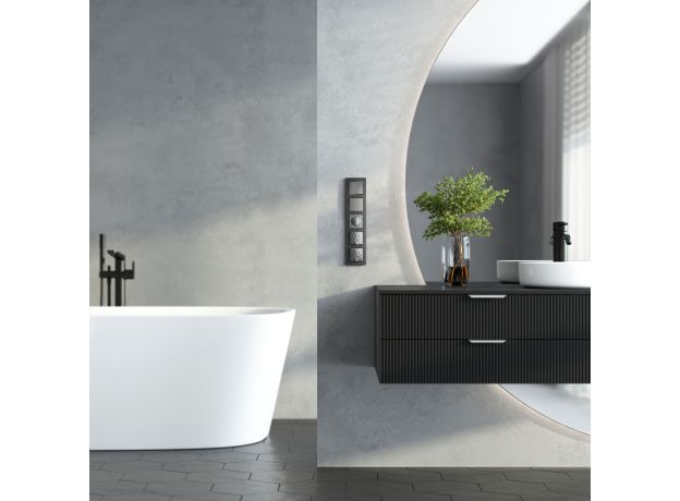 Рамка из поликарбоната на 5 постов Hammer черный W0052408