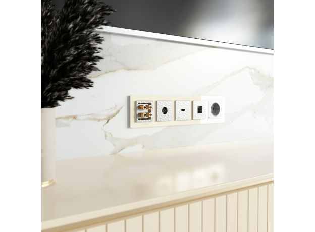 ТВ-розетка оконечная (Hammaer серебряный) W1283006