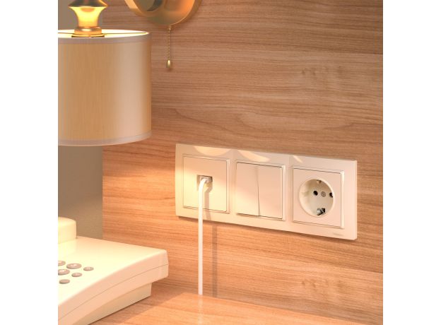 Рамка из поликарбоната на 3 поста Snabb Basic слоновая кость W0032003