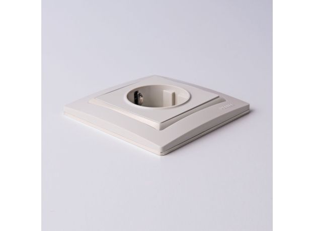 Рамка из поликарбоната на 1 пост Snabb Basic слоновая кость W0012003