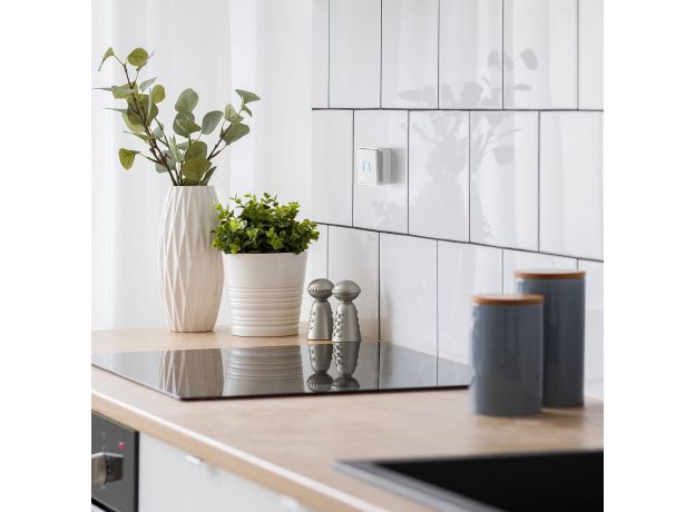 Выключатель двухклавишный с подсветкой Gallant белый W5020101