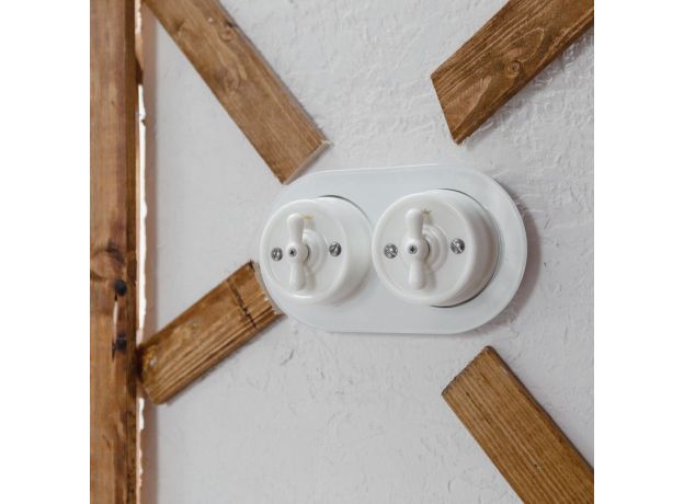 Рамка из стекла на 2 поста белый W0025101