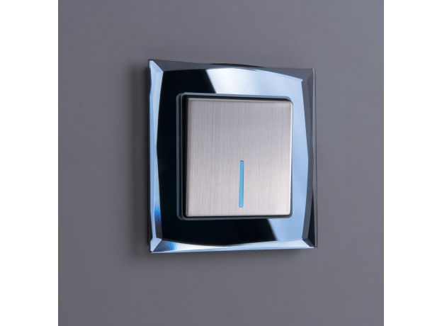 Рамка из стекла на 1 пост Diamant черный W0011208