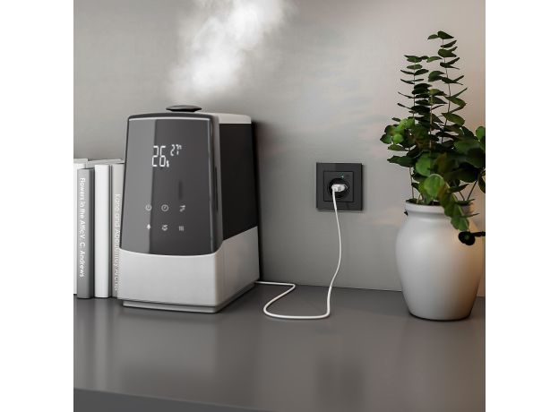 Рамка из стекла на 1 пост Favorit черный W0011108